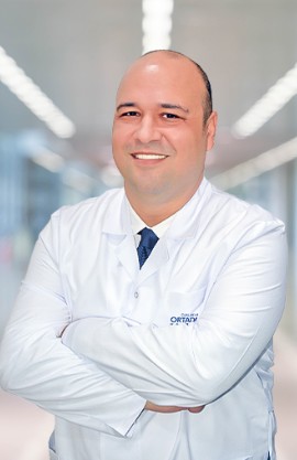 Prof. Dr. Uğur Göçen