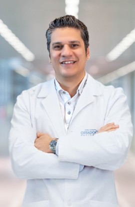 Doç. Dr. Emre Destegül